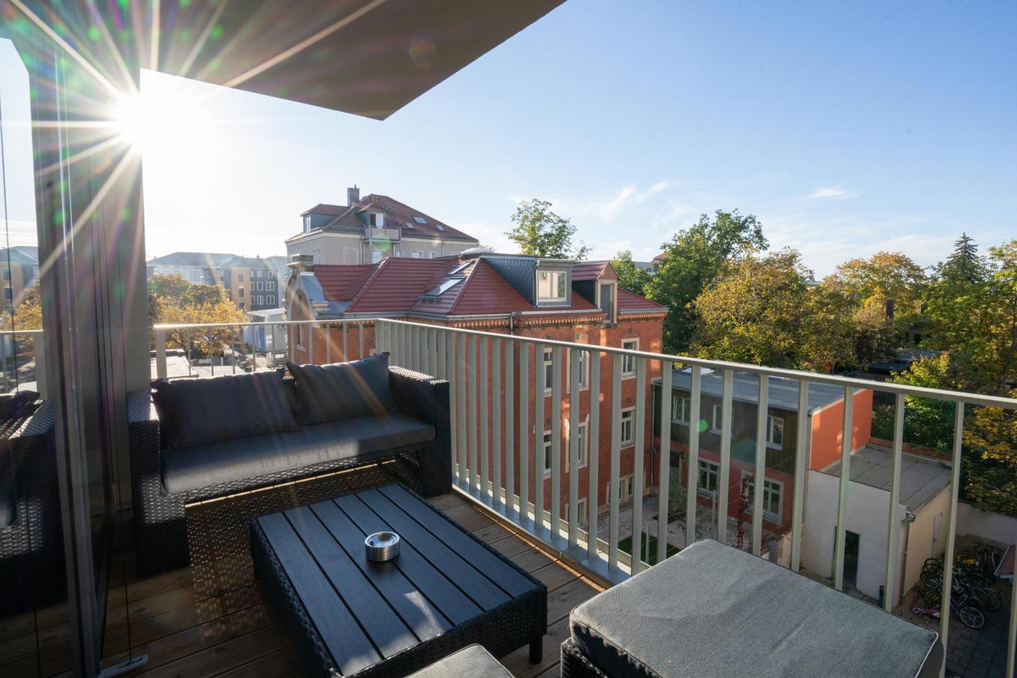 Supreme City Dream Mit Terrasse Und Parkplatz - 110M² Dresden Eksteriør billede